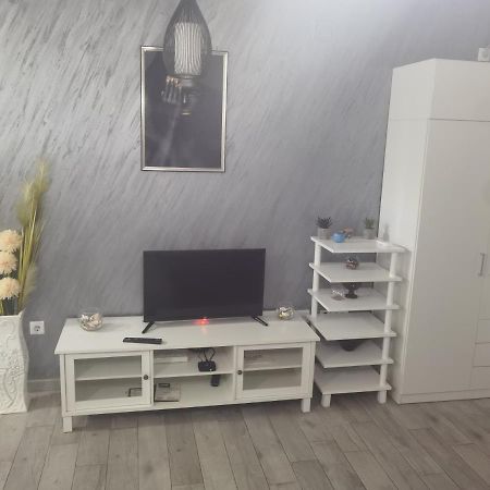 Danica Lägenhet Sremska Mitrovica Exteriör bild